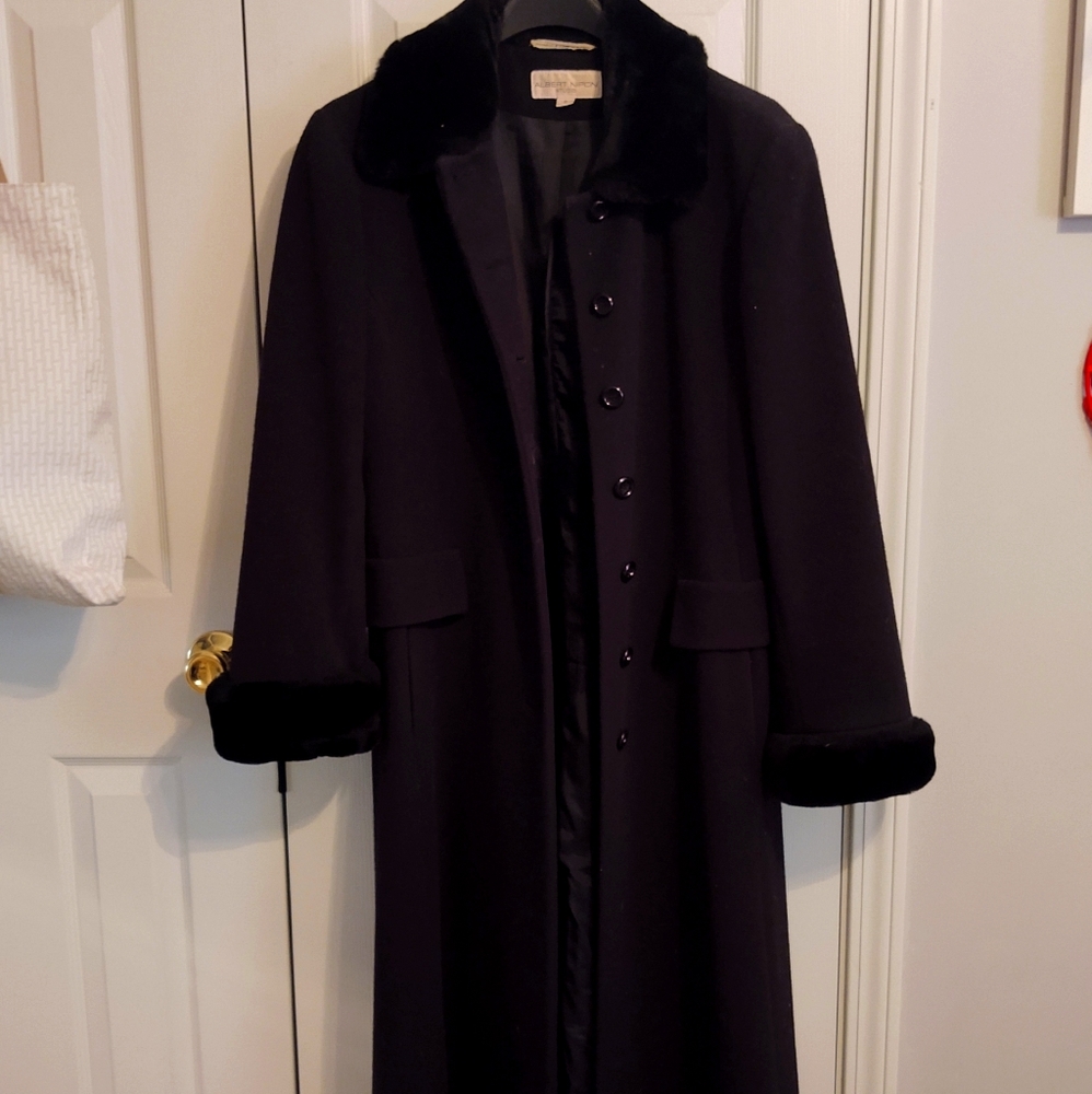 Long Wool Coat | Black Fur Trim
